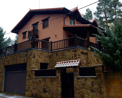 Casa Rural El Tornado en S. Leonardo de Yagüe. Casa rural