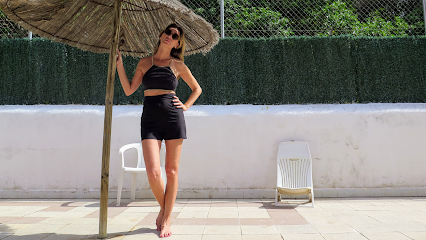 Ecoology - Showroom/Taller de Moda ecológica en Aguilar de Segarra. Taller de costura