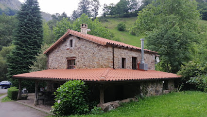 Camping Lunada en San Roque de Riomiera. Camping