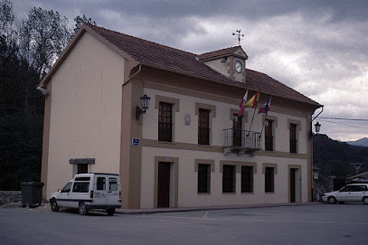 Ayuntamiento de Arenas de Iguña en Arenas de Iguña. Ayuntamiento
