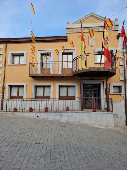 Ayuntamiento de Hoyos del Espino. en Hoyos del Espino. Ayuntamiento