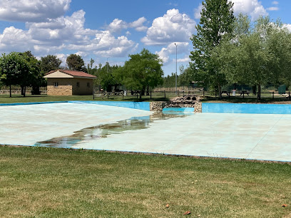 Playa Fluvial de Llamas de la Ribera en Llamas de la Ribera. Piscina
