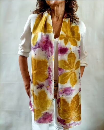 Divina Mahe en Espirdo. Artesanía