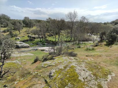 Ruta de los Molinos de Navalagamella en Navalagamella. Zona de senderismo