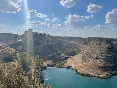 Mirador de Alarcón. en Alarcón. Mirador