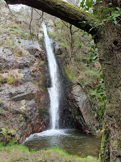 Cascada Méxica en Villayón. Zona de senderismo