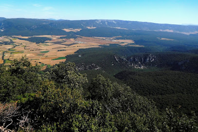 La Cogolla en Santa Cruz de Campezo. Zona de senderismo