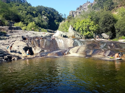 Fervenza de Segade Caldas en Caldas de Reyes. Atracción turística