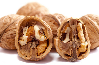 Nueces Íberas en Puebla de la Calzada. Mercado de alimentos frescos