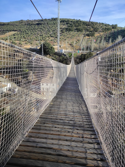 Puente Colgante y Tirolina en Frailes. Atracción turística
