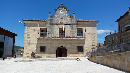 Ayuntamiento de Canicosa de la Sierra en Canicosa de la Sierra. Ayuntamiento
