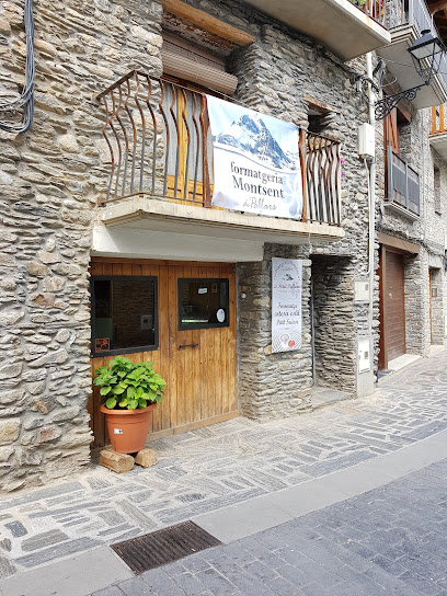 Formatgeria Montsent de Pallars en Rialp. Quesería
