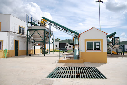 ALMAZARA ECOLOGICA MAIMONA S. L. en Los Santos de Maimona. Oficinas de empresa