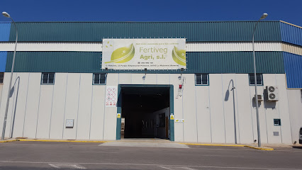 Fertiveg Agri SL en La Mojonera. Comercio