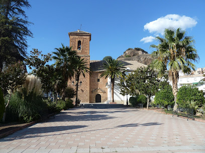 Plaza de la Constitución en Cambil. Lugar de interés histórico