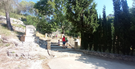 Fuente del Pino en Navarrés. Lugar de interés histórico