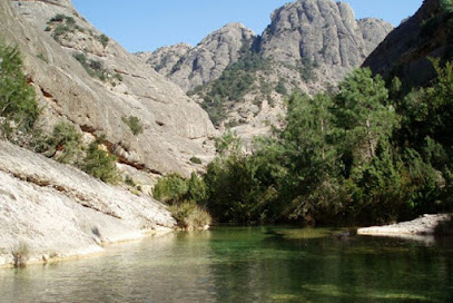 Els estrets d'Arnes en Arnes. Parque