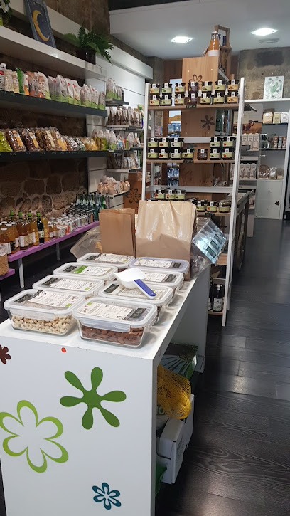 Asubío en Verín. Tienda de alimentación