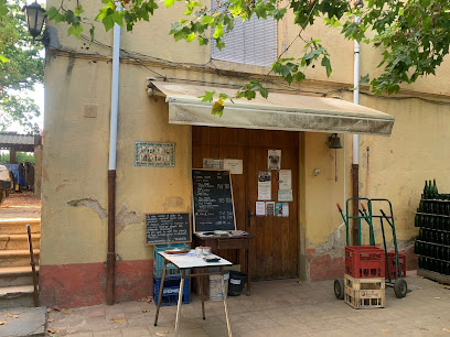 Mas Molla en Calonge. Tienda de vinos