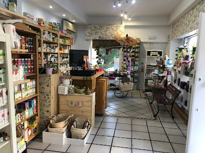Herbolario Casita ecológica en Madrid. Herbolario