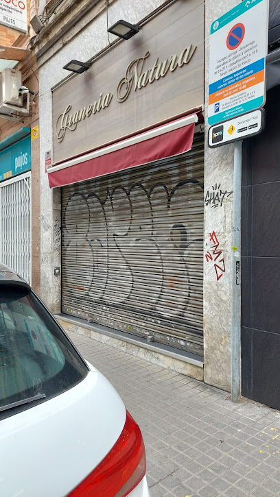 Graneria Natura en L'Hospitalet de Llobregat. Tienda de alimentación
