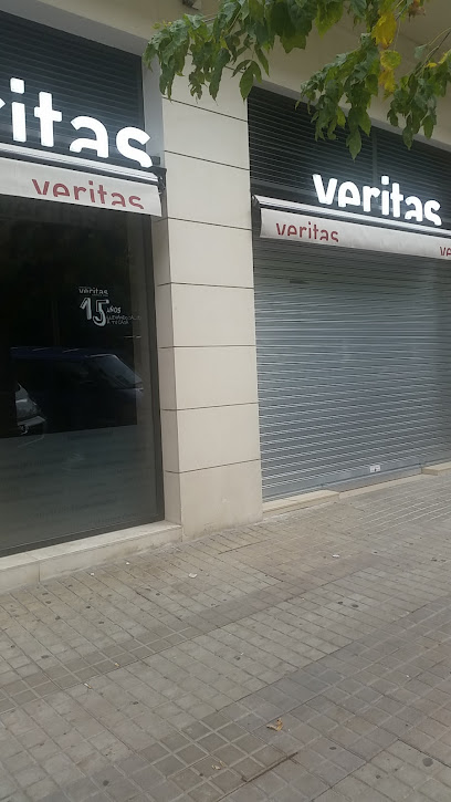 Veritas en Pamplona. Tienda de alimentación