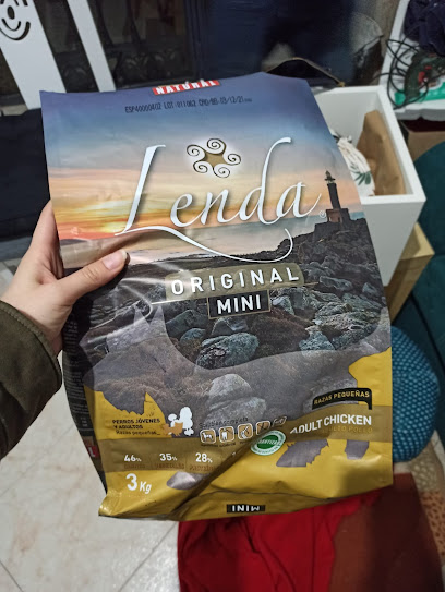 Piensos laguna en Puente Genil. Tienda de alimentos para animales