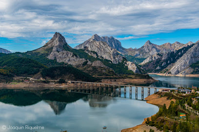 Mirador de Las Hazas en Riaño. Mirador