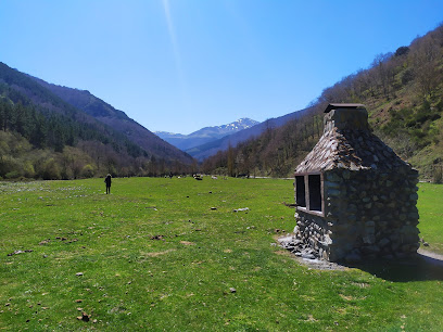 Area Recreativa La Emendula en San Millán de la Cogolla. Alojamiento