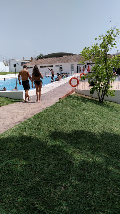 Piscina Municipal de Paterna en Paterna de Rivera. Piscinas
