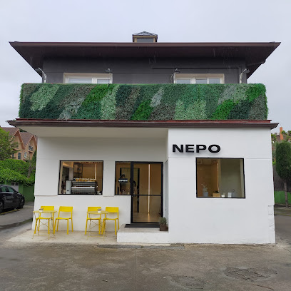 LA COLMENA NEPO POZUELO en Pozuelo de Alarcón. Tienda de alimentos naturales