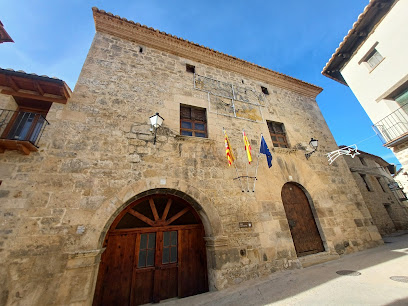 Ayuntamiento De Villarluengo-Teruel-Aragón en Villarluengo. Ayuntamiento