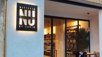 NU Market & Coffee en Palma. Tienda de alimentación