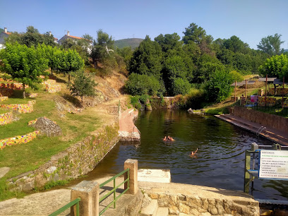 Piscina Natural de Descargamaría en Descargamaría. Piscina
