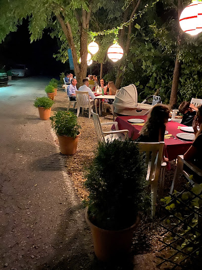 Restaurante Madreselva en Casas de Carrasco. Restaurante mediterráneo