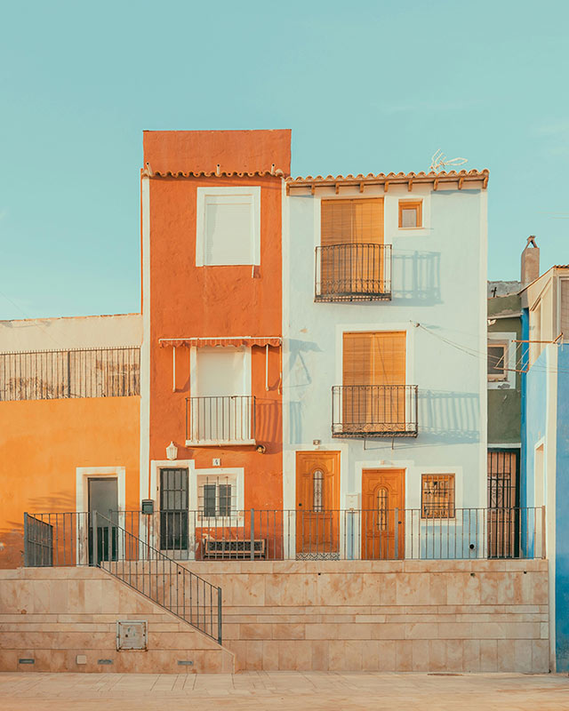 El encanto de Villajoyosa va más allá de sus colores