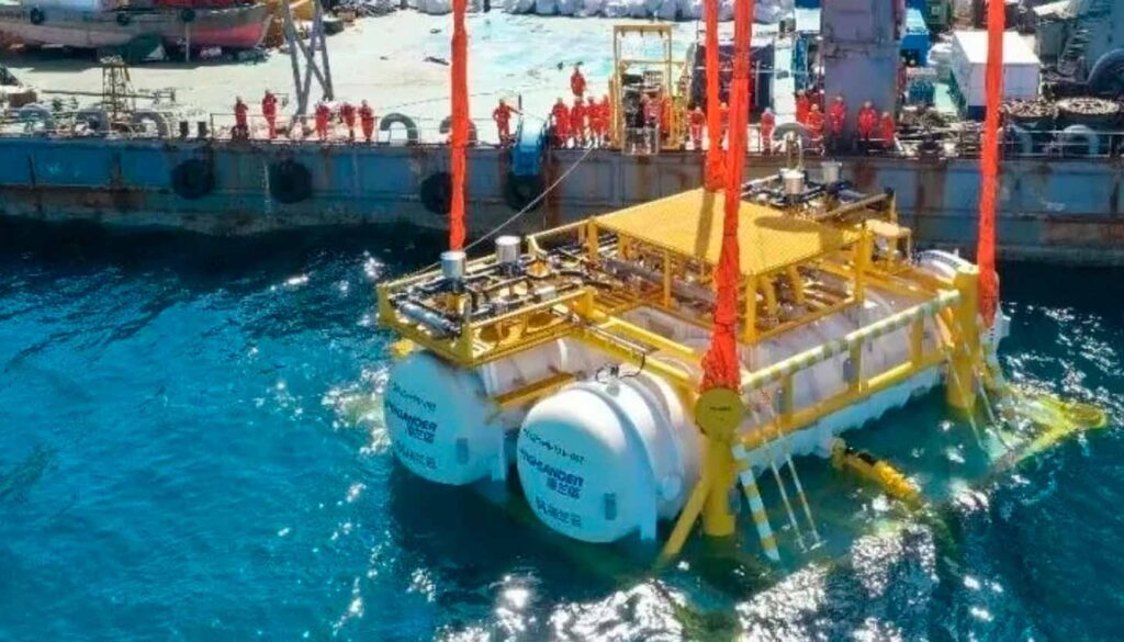China entierra un centro de datos a 30 metros bajo el mar y lo alimenta solo con energía eólica. Menos consumo, más eficiencia y ningún fallo en dos años: así es el futuro digital que ya está en marcha.